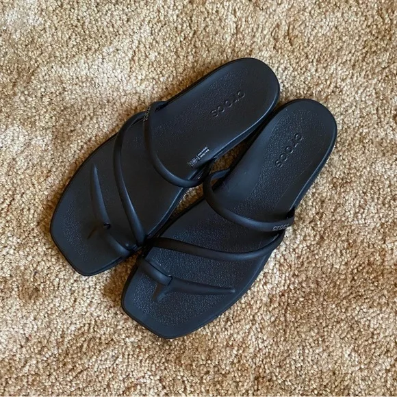 CROCS Black Miami Toe Loop Sandals - Picture 3 of 4